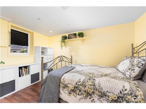 3085 Kingswood Crescent, Niagara Falls, ON - Indoor Photo Showing Bedroom