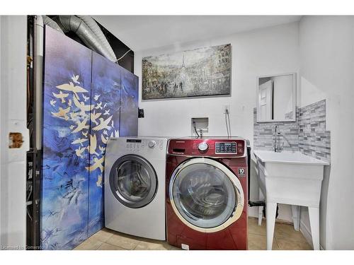 60-11 Harrisford Street, Hamilton, ON - Indoor Photo Showing Laundry Room