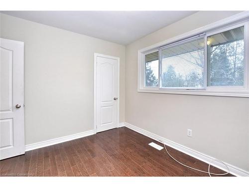 1-70 Brentwood Drive, Hamilton, ON - Indoor Photo Showing Other Room