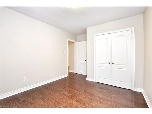 1-70 Brentwood Drive, Hamilton, ON - Indoor Photo Showing Other Room