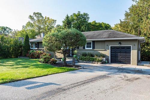 898 Partridge Drive, Burlington, ON - Indoor Photo Showing Kitchen With Upgraded Kitchen