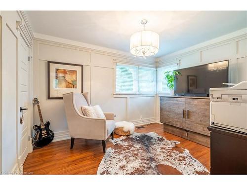 898 Partridge Drive, Burlington, ON - Indoor Photo Showing Kitchen