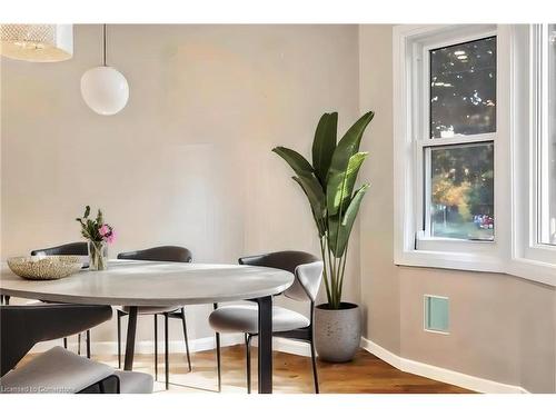 Upper-5 Sunning Hill Avenue, Hamilton, ON - Indoor Photo Showing Dining Room