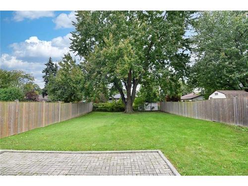 1066 Fennell Avenue E, Hamilton, ON - Outdoor With Backyard