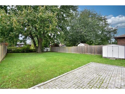 1066 Fennell Avenue E, Hamilton, ON - Outdoor With Backyard