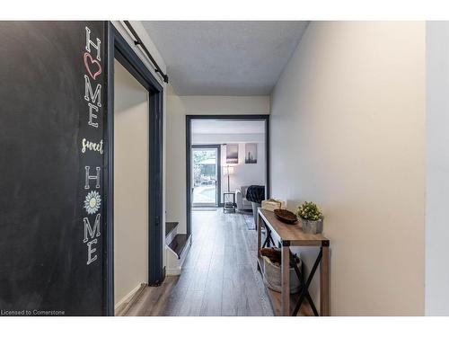 2323 Glastonbury Road, Burlington, ON - Indoor Photo Showing Other Room