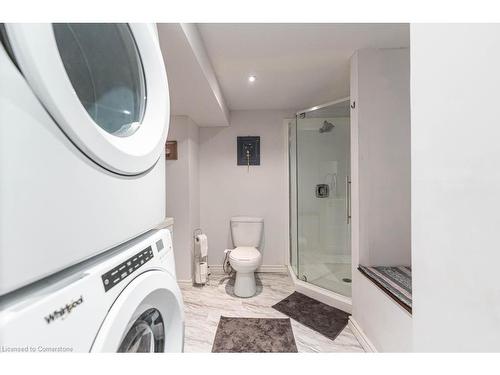 2323 Glastonbury Road, Burlington, ON - Indoor Photo Showing Laundry Room