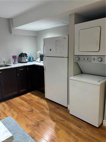 3-463 King Street W, Hamilton, ON - Indoor Photo Showing Laundry Room