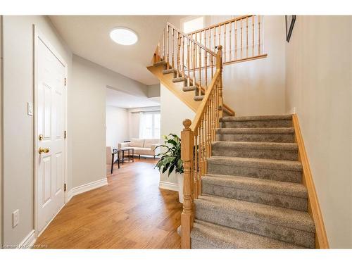 2405 Orchard Road, Burlington, ON - Indoor Photo Showing Other Room