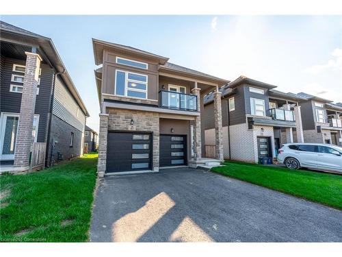 47 Hildred Street, Welland, ON - Outdoor With Facade