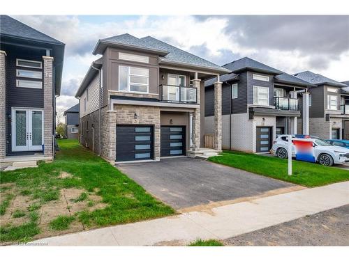 47 Hildred Street, Welland, ON - Outdoor With Facade