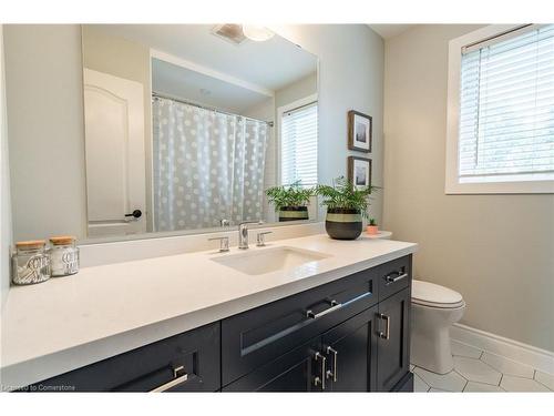 2405 Orchard Road, Burlington, ON - Indoor Photo Showing Bathroom