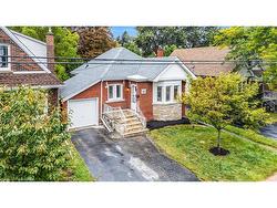 139 Longwood Road N Hamilton, ON L8S 3V8