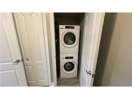 101-700 Lawrence Road, Hamilton, ON - Indoor Photo Showing Laundry Room