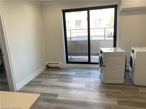 101-700 Lawrence Road, Hamilton, ON - Indoor Photo Showing Laundry Room