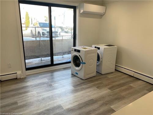 101-700 Lawrence Road, Hamilton, ON - Indoor Photo Showing Laundry Room