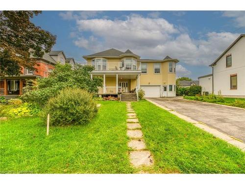 7 Robinson Street S, Grimsby, ON - Outdoor With Balcony With Facade