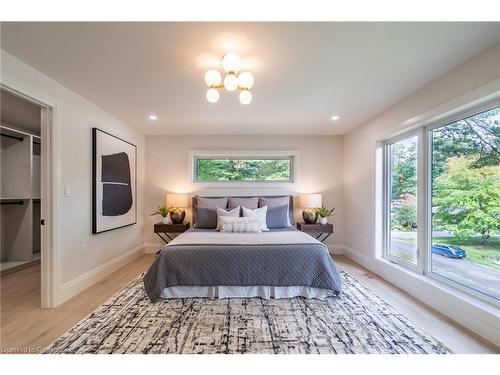 262 Robina Road, Ancaster, ON - Indoor Photo Showing Bedroom