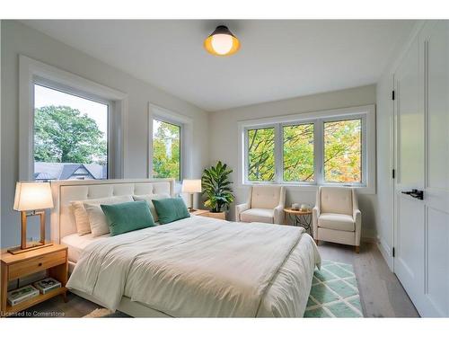 262 Robina Road, Ancaster, ON - Indoor Photo Showing Bedroom