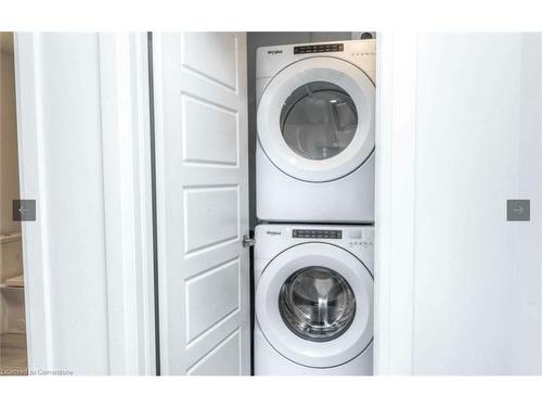 210-5 Wake Robin Drive, Kitchener, ON - Indoor Photo Showing Laundry Room