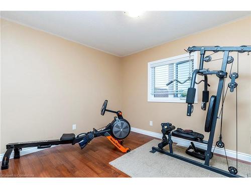 5 Battle Street, Thorold, ON - Indoor Photo Showing Gym Room