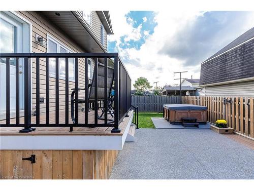 5 Battle Street, Thorold, ON - Outdoor With Deck Patio Veranda With Exterior