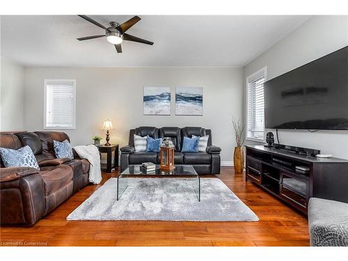 5 Battle Street, Thorold, ON - Indoor Photo Showing Living Room