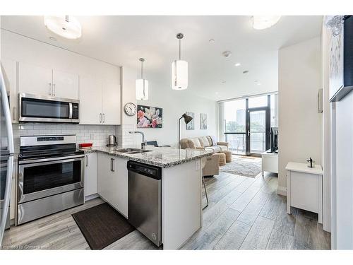 415-101 Locke Street S, Hamilton, ON - Indoor Photo Showing Kitchen With Upgraded Kitchen