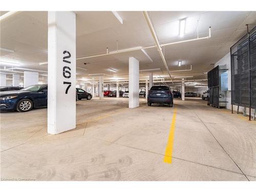 434-460 Dundas Street E, Hamilton, ON - Indoor Photo Showing Garage