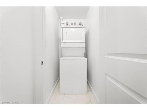 434-460 Dundas Street E, Hamilton, ON - Indoor Photo Showing Laundry Room