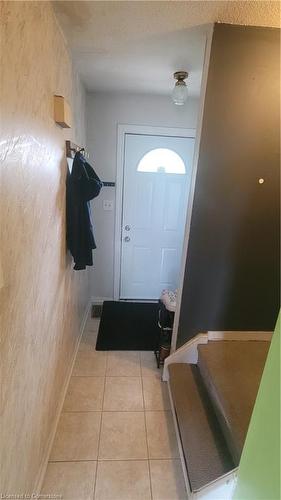 54-125 Bonaventure Drive, Hamilton, ON - Indoor Photo Showing Other Room