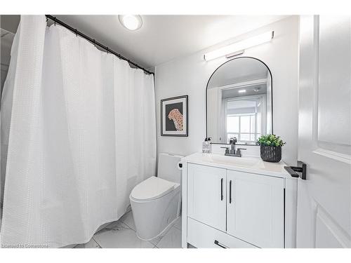 2701-225 Sherway Gardens Road, Toronto, ON - Indoor Photo Showing Bathroom