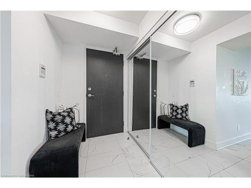 2701-225 Sherway Gardens Road, Toronto, ON - Indoor Photo Showing Other Room