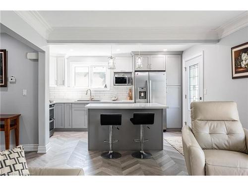 29 Sauer Avenue, Welland, ON - Indoor Photo Showing Kitchen With Upgraded Kitchen