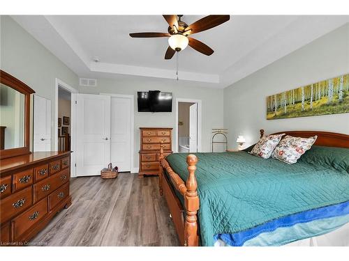 6-247 Munnoch Boulevard, Woodstock, ON - Indoor Photo Showing Bedroom