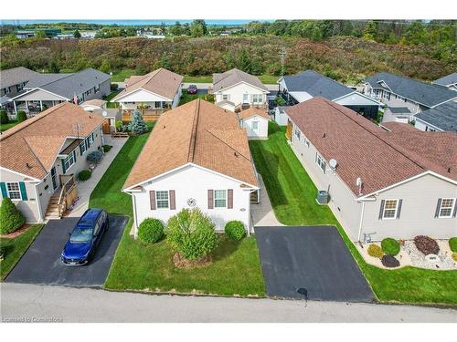 4577 Sara Lane, Beamsville, ON - Outdoor With Facade