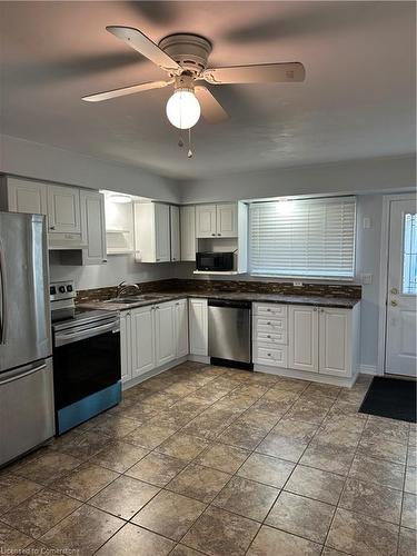 1087 Cannon Street E, Hamilton, ON - Indoor Photo Showing Kitchen