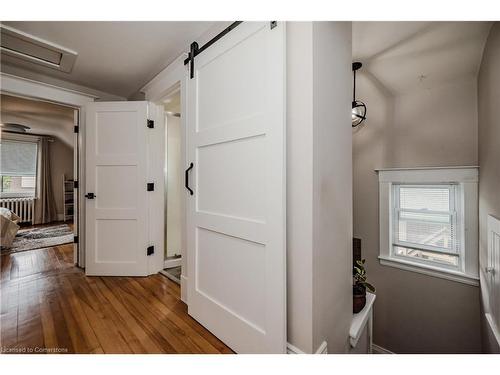 187 Grenfell Street, Hamilton, ON - Indoor Photo Showing Other Room