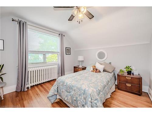 187 Grenfell Street, Hamilton, ON - Indoor Photo Showing Bedroom