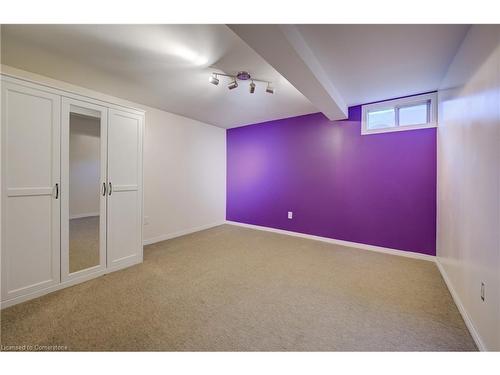 7513 Redhaven Crescent, Niagara Falls, ON - Indoor Photo Showing Other Room