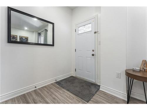 126 Cavell Avenue, Hamilton, ON - Indoor Photo Showing Other Room