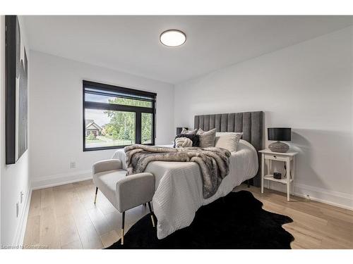 3470 North Shore Drive, Ridgeway, ON - Indoor Photo Showing Bedroom