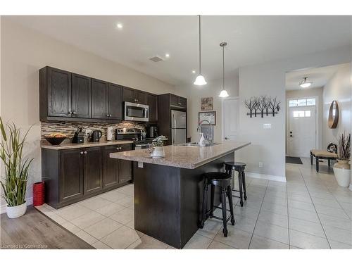 24 Manorwood Drive, Smithville, ON - Indoor Photo Showing Kitchen With Upgraded Kitchen