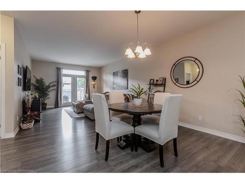 24 Manorwood Drive, Smithville, ON - Indoor Photo Showing Dining Room