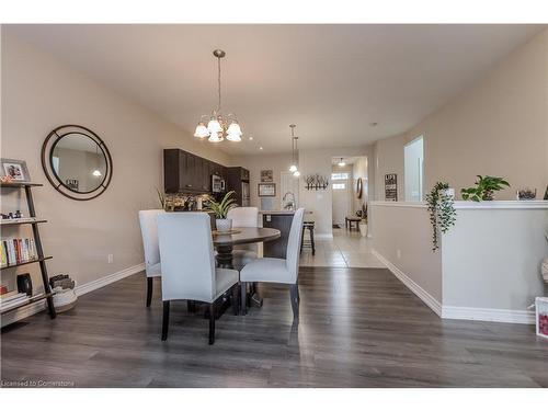 24 Manorwood Drive, Smithville, ON - Indoor Photo Showing Dining Room