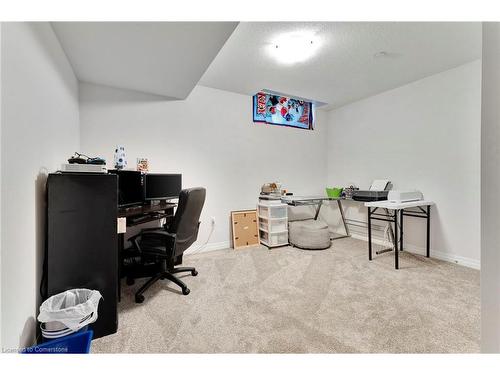 104 Parkside Drive, St. Catharines, ON - Indoor Photo Showing Office