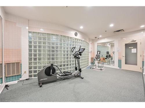 302-495 #8 Highway, Stoney Creek, ON - Indoor Photo Showing Gym Room