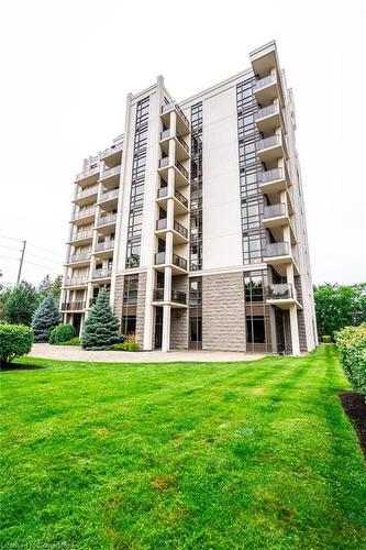 308-90 Charlton Avenue W, Hamilton, ON - Outdoor With Balcony With Facade