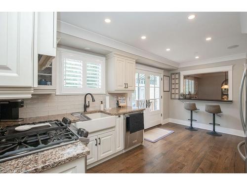 493 Wicklow Road, Burlington, ON - Indoor Photo Showing Kitchen With Upgraded Kitchen