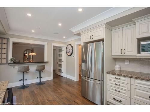 493 Wicklow Road, Burlington, ON - Indoor Photo Showing Kitchen